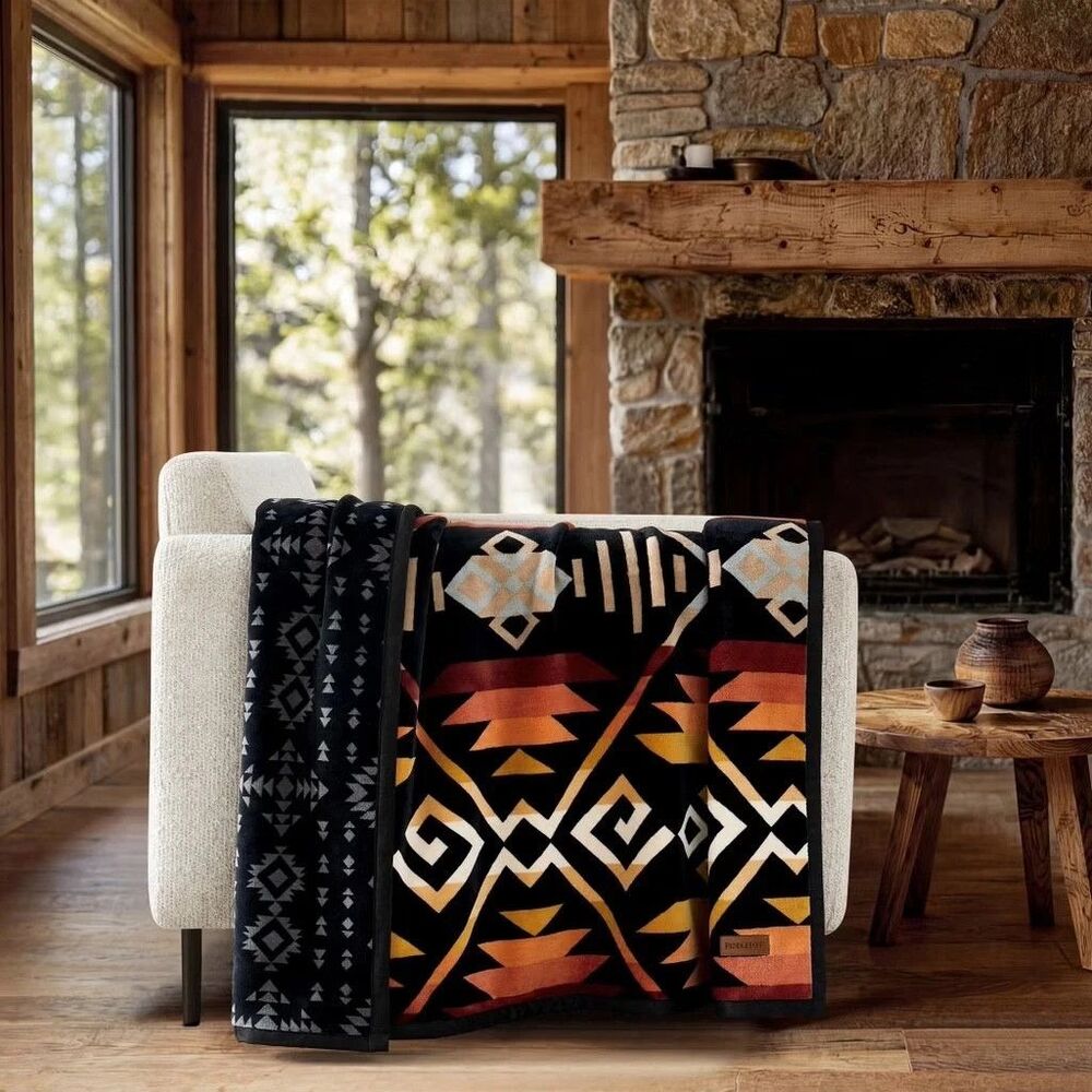Pendleton Throw Blanket Reversible Plush Soft Throw 50"x70" NEW